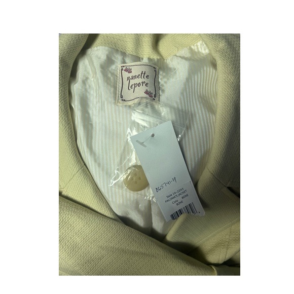 Nanette Lepore Cream Blazer - Picture 4 of 5